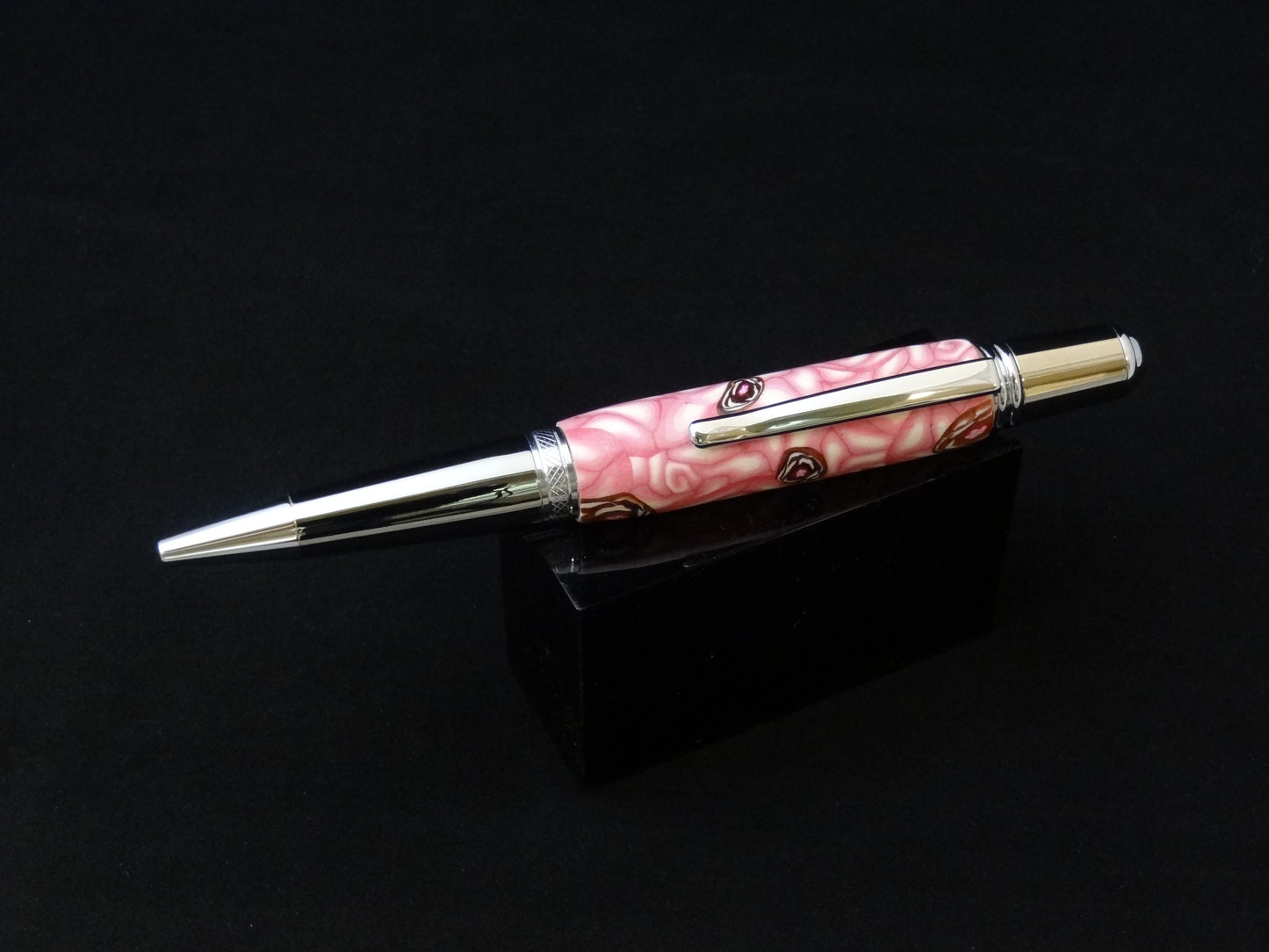 Pink Roses in Polymer Clay Pen