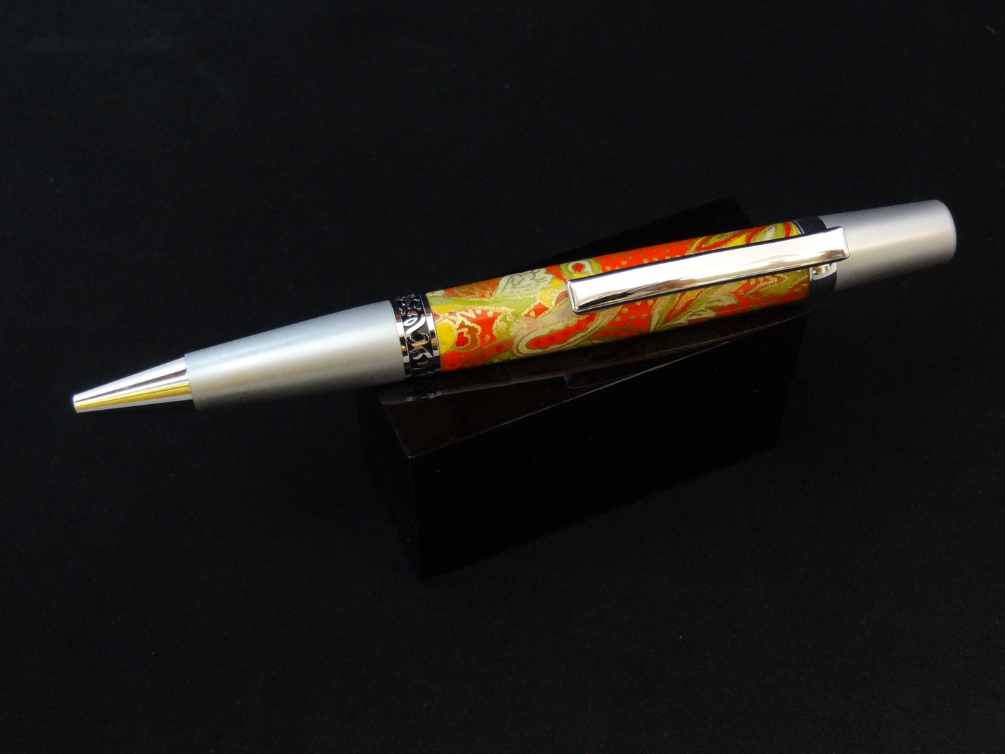 Japanese Chiyogami Paper Pen