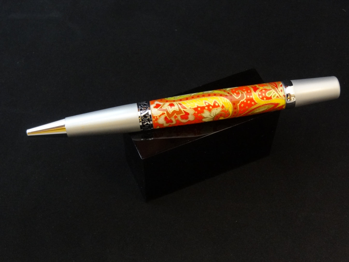 Japanese Chiyogami Paper Pen