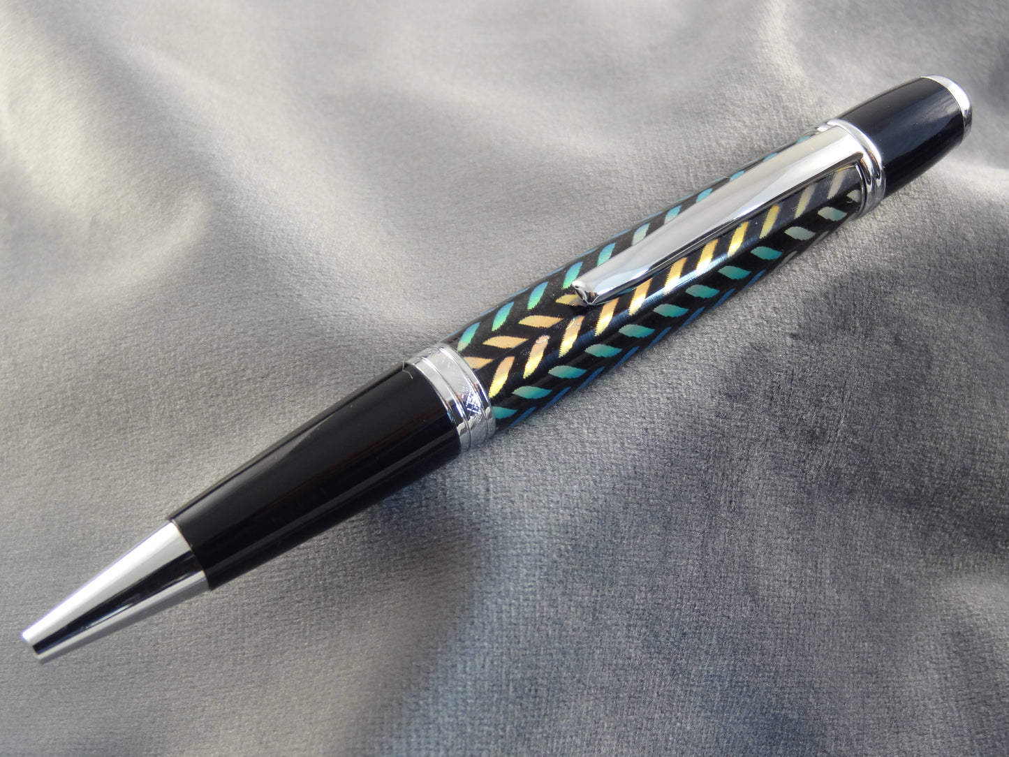 Halo Black Deck Hologram Ink Pen
