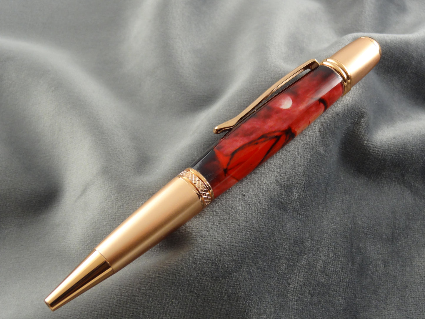 Dragon in the Air Ink Pen