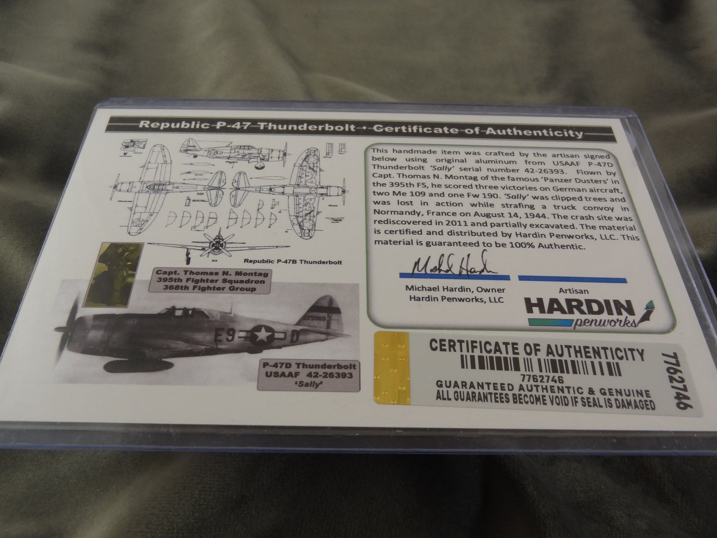 Republic P-47 Thunderbolt Ink Pen with COA