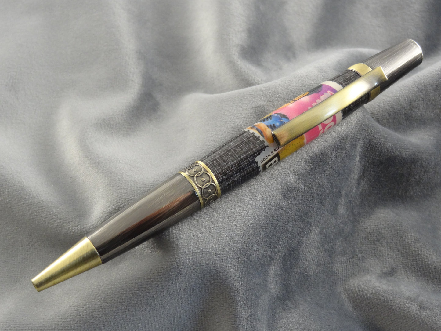 Elvis Stamp Ink Pen with COA