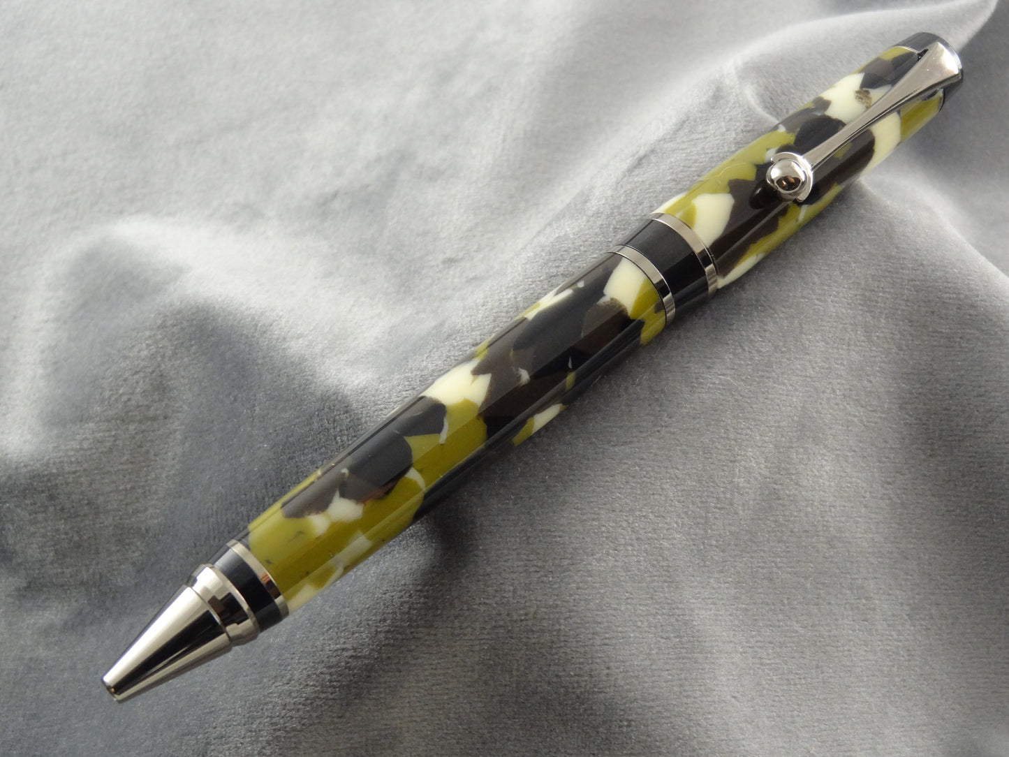Jungle Camo Acrylic Ink Pen