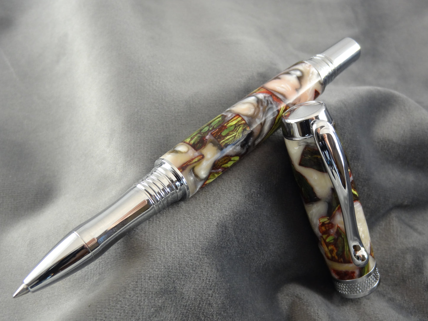 Hemp Wood in White Acrylic Ink Pen