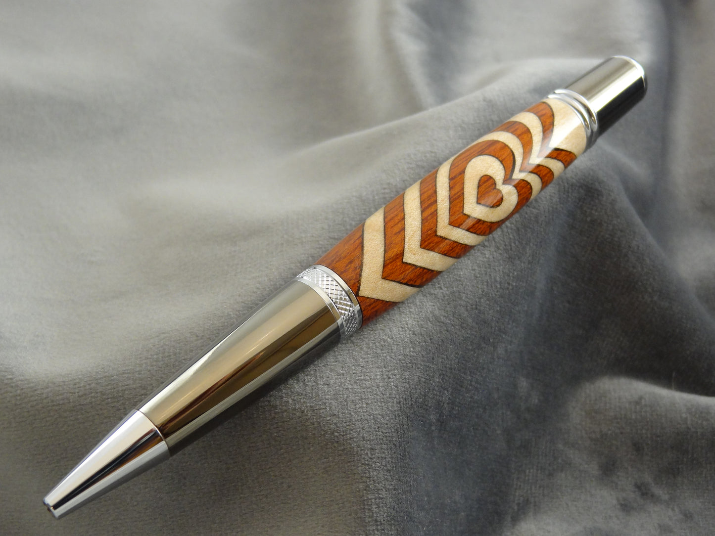Segmented Hearts Ink Pen