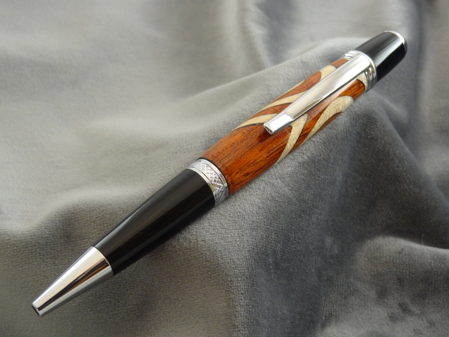 Segmented Hearts Rollerball Ink Pen
