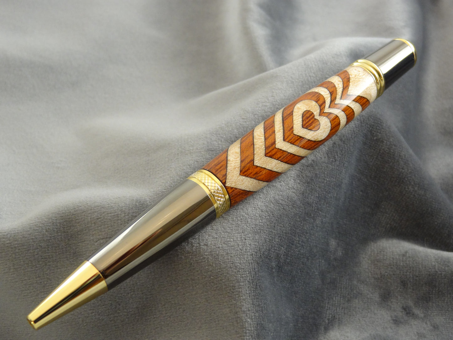 Segmented Hearts Inlay Ink Pen