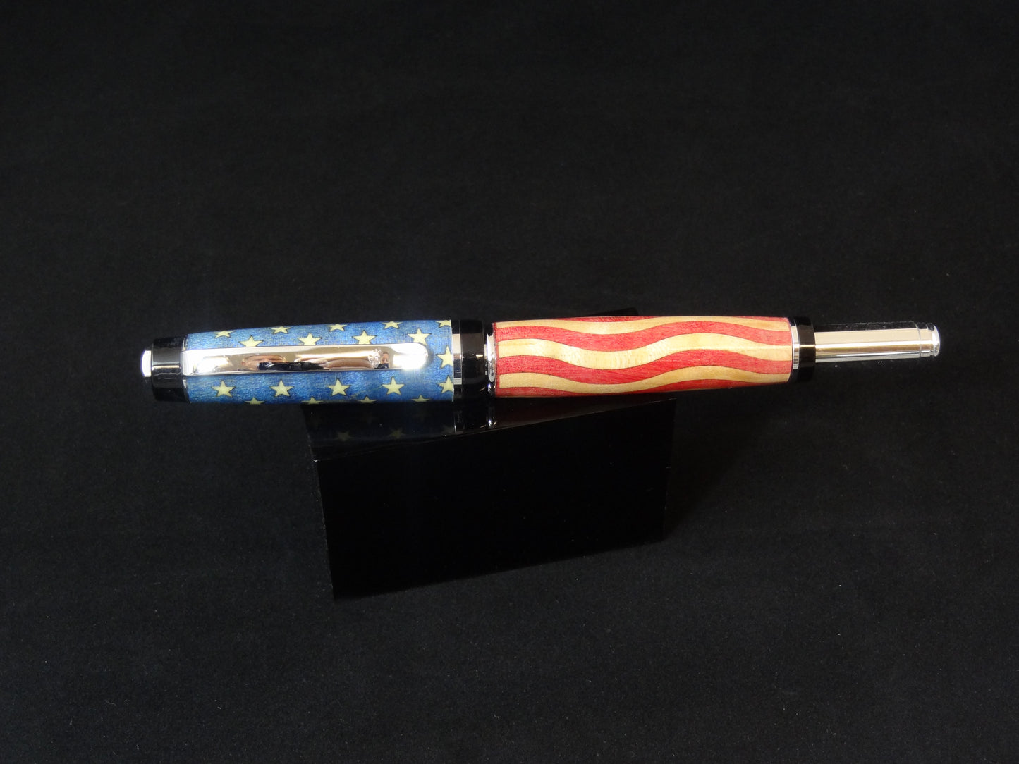 Stars & Stripes Inlay Fountain Pen