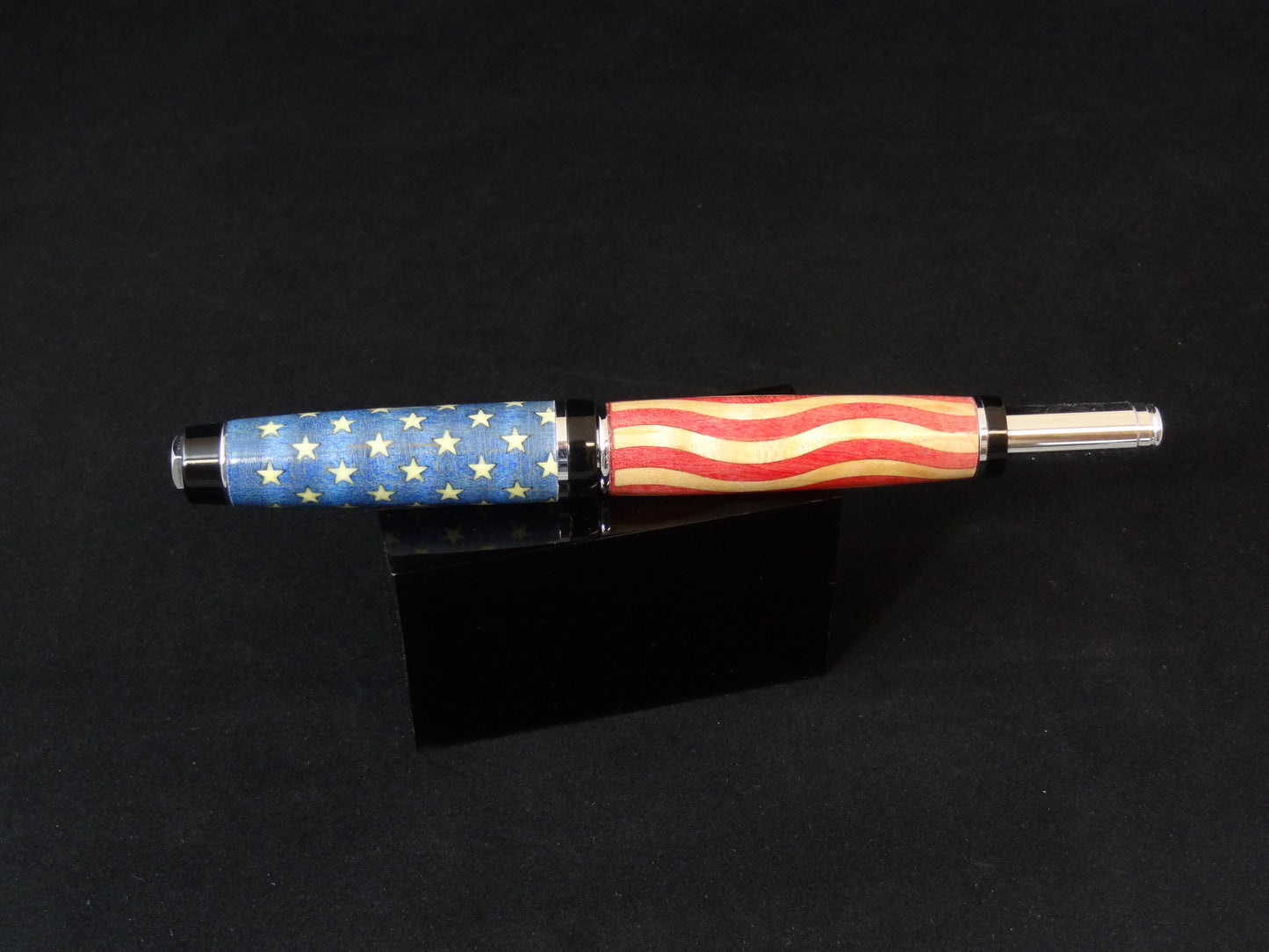 Stars & Stripes Inlay Fountain Pen