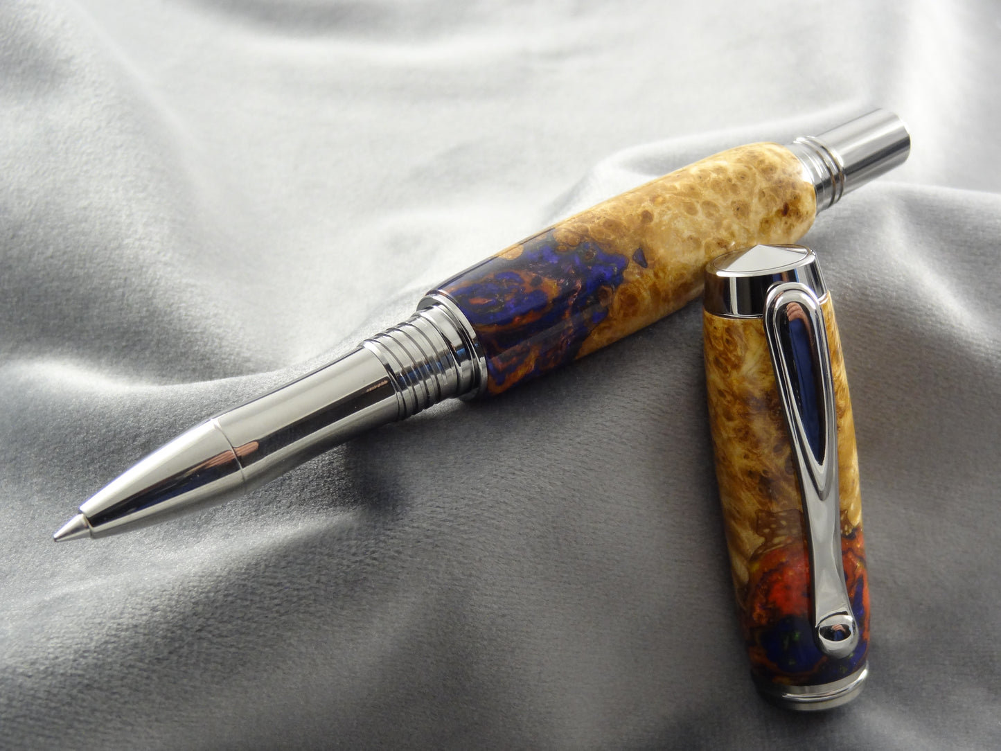 Black Ash Burl Hybrid Ink Pen