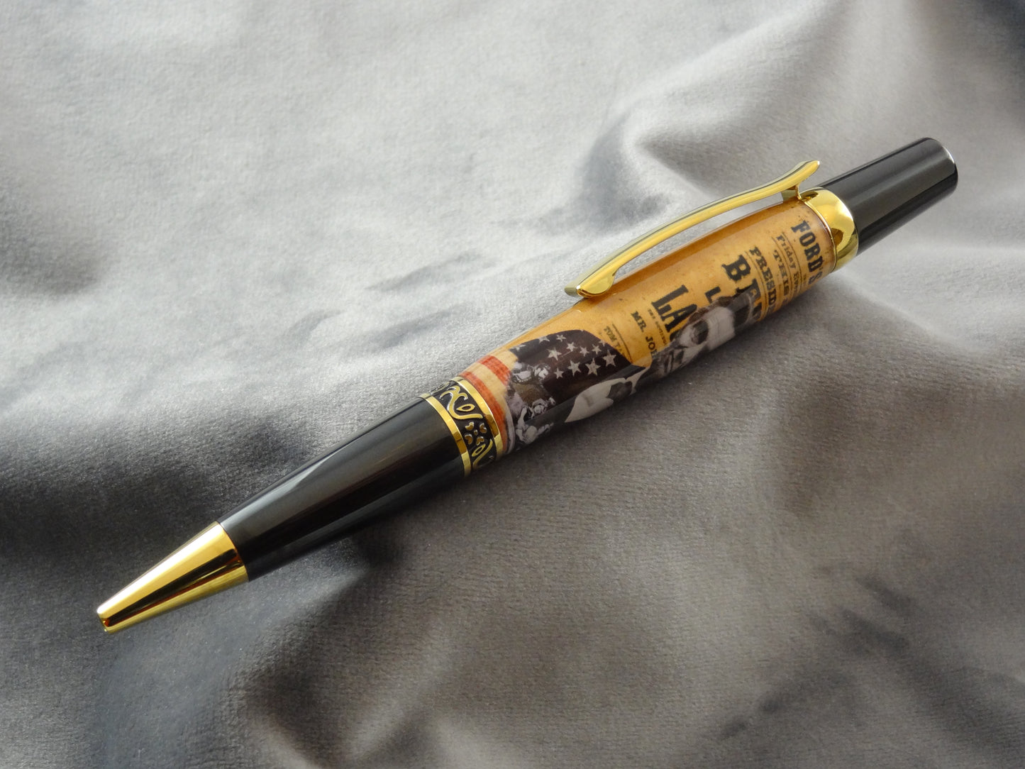 Ford's Theater Historical Ink Pen with COA and Coin