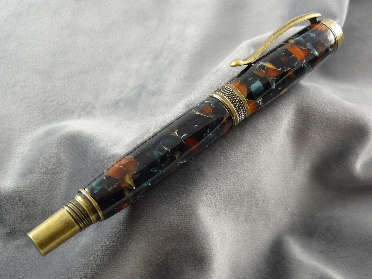 Conway Stewart Inspired Pistachio Ink Pen