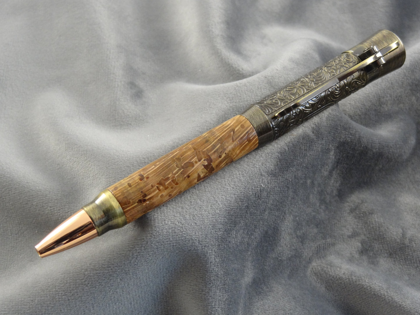 Lever Action Rifle Pen in Wormy Hickory