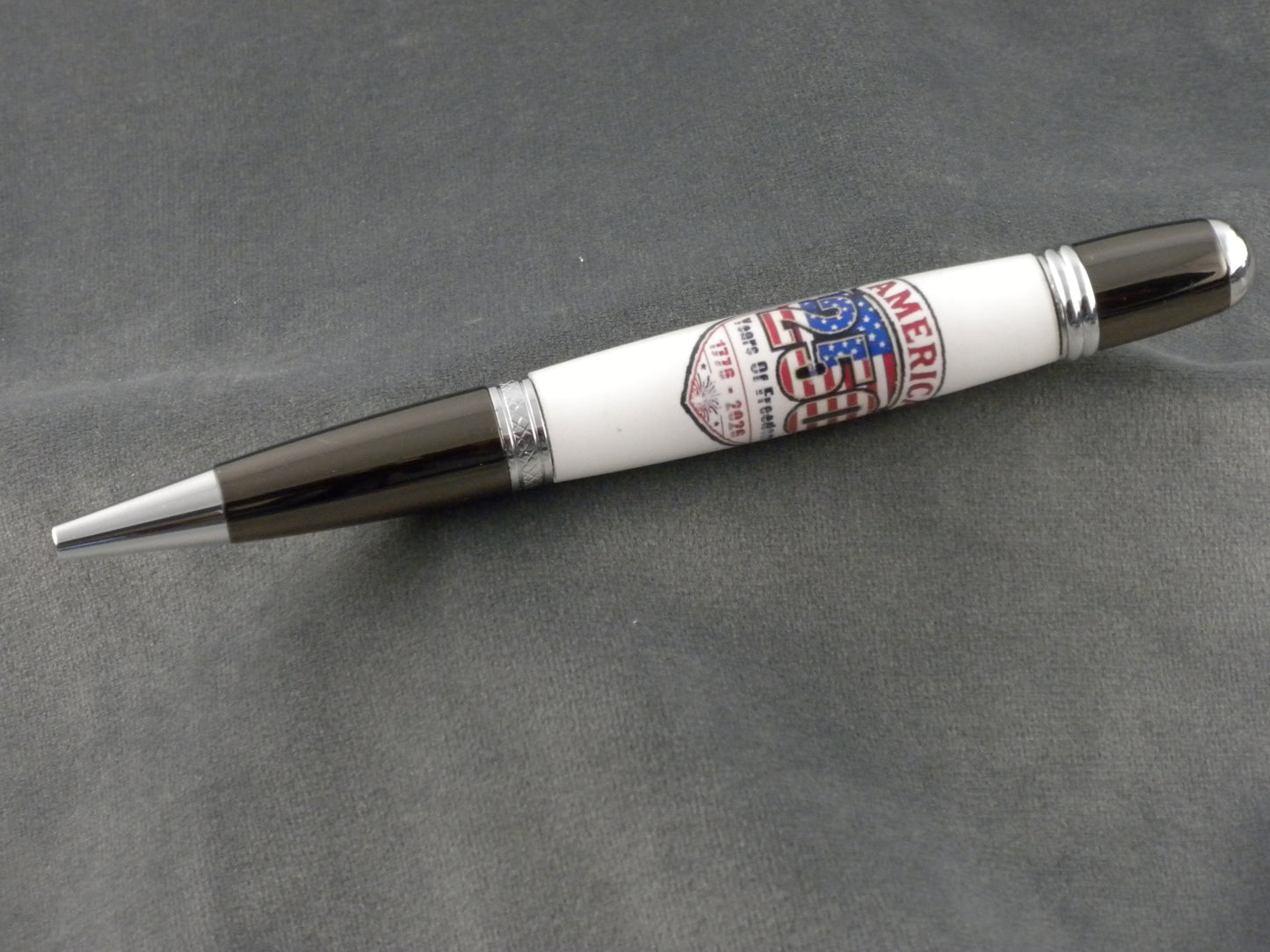 America 250 Acrylic Ink Pen