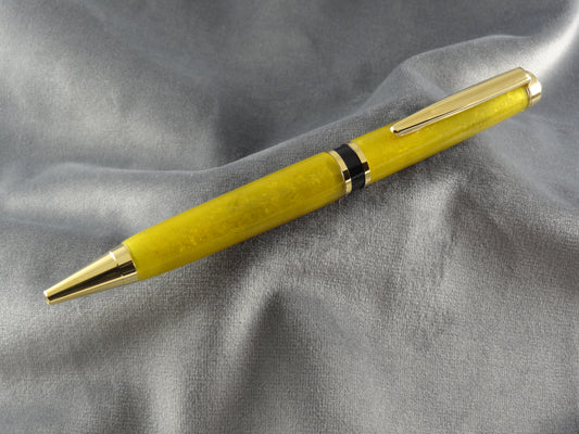 Cat's Eye Yellow Pen