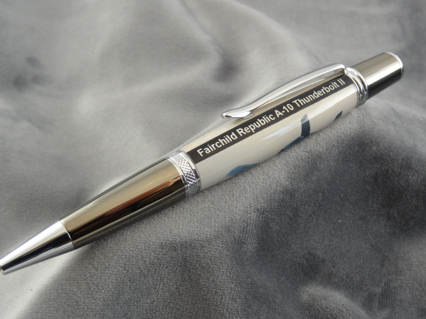 Fairchild Republic A-10 Thunderbolt II Ink Pen with COA