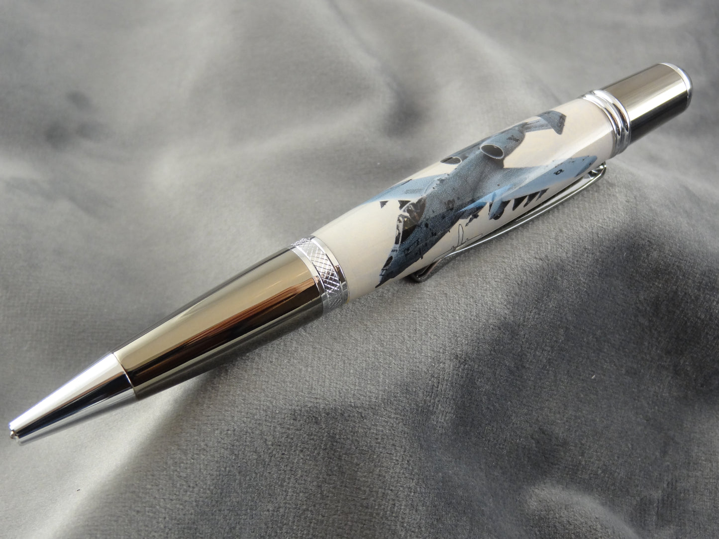 Fairchild Republic A-10 Thunderbolt II Ink Pen with COA