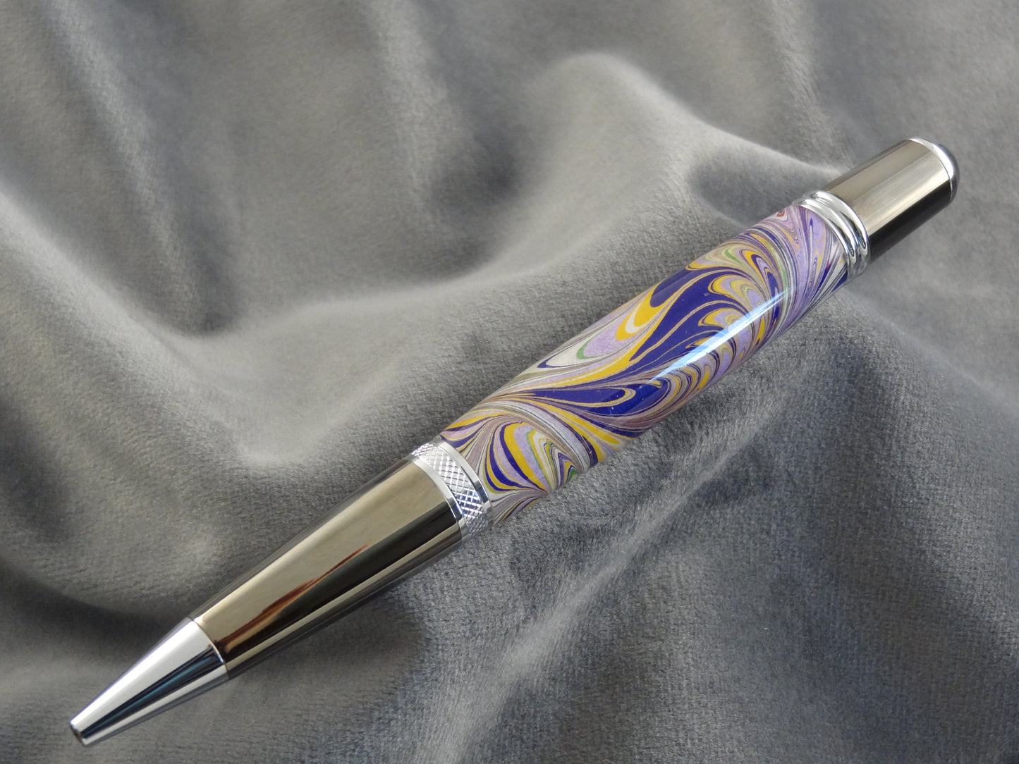 Marbled Papre Purple Feathers Ink Pen