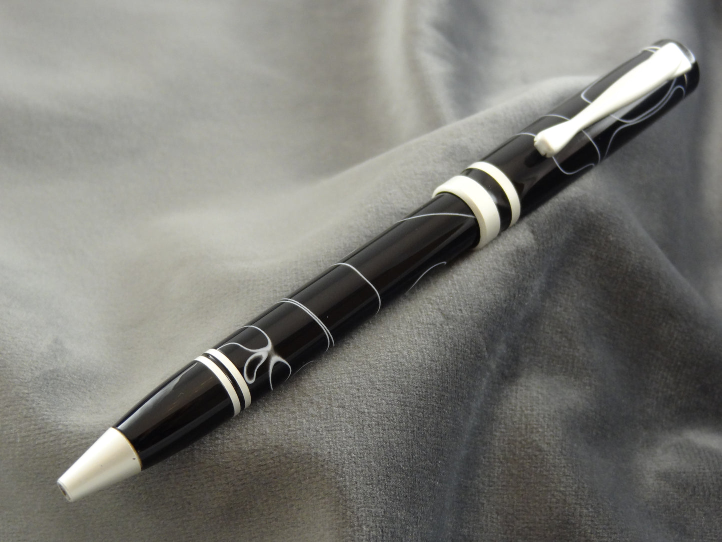 White Threaded Twist Rollerball Ink Pen