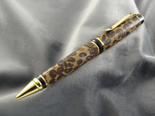 Coffee Beans in Cappuccino Ink Pen