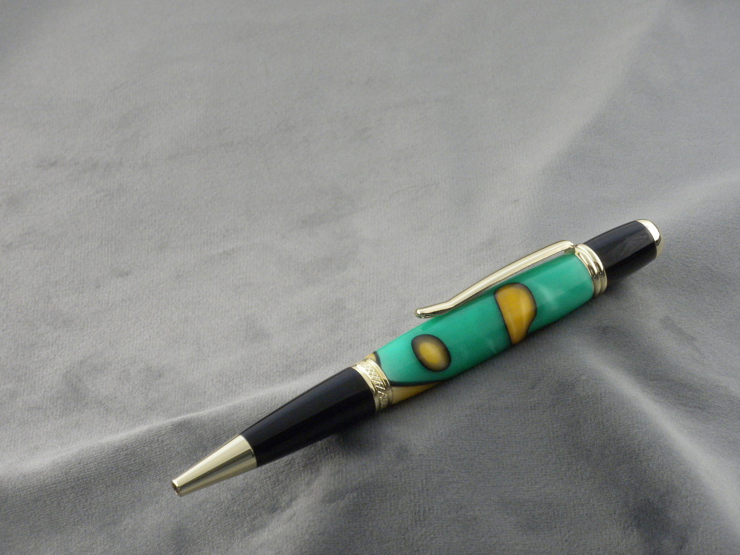 Green Gold and Black Ink Pen