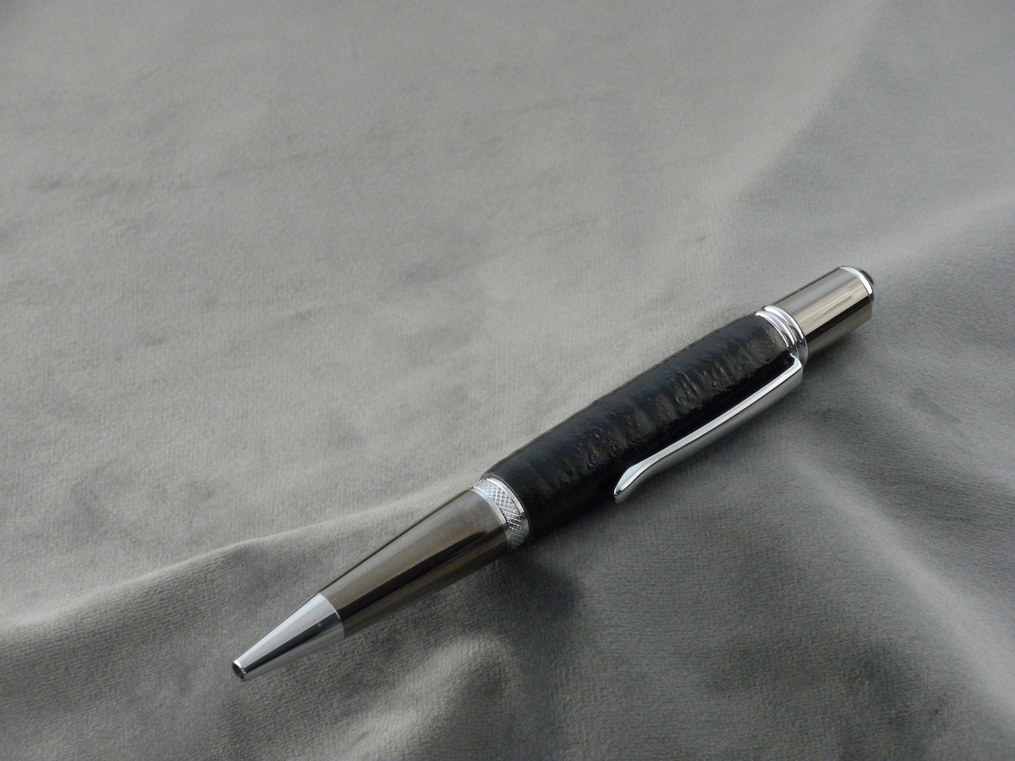 Black Leather Ink Pen