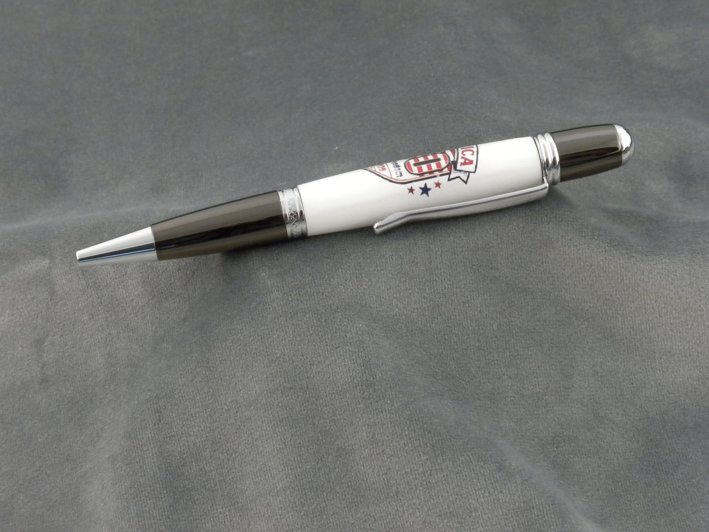 America 250 Acrylic Ink Pen