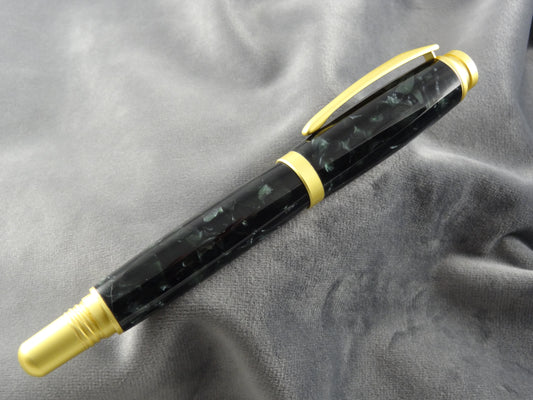 Jade Green Chip Fountain Pen