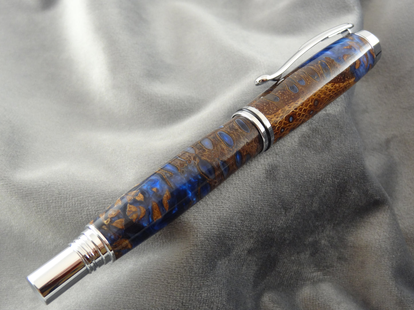 Banksia Pod Hybrid Rollerball Ink Pen