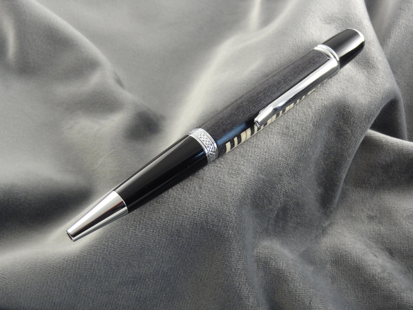 Piano Keyboard Inlay Ink Pen