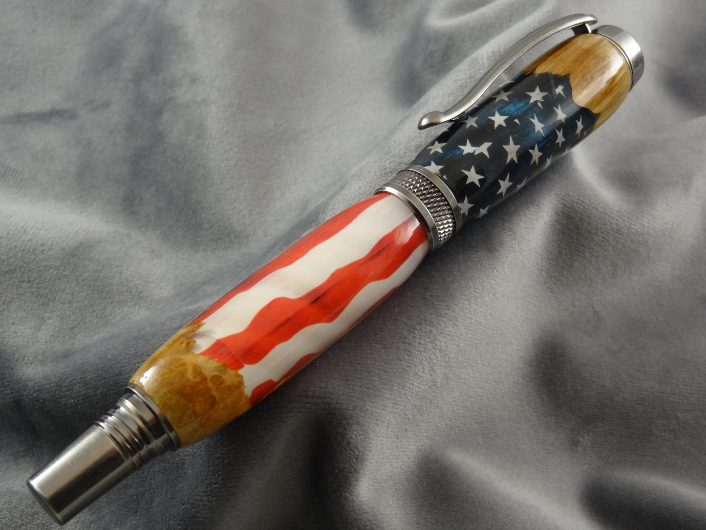 US Flag Hybrid Diamond Knurl Ink Pen