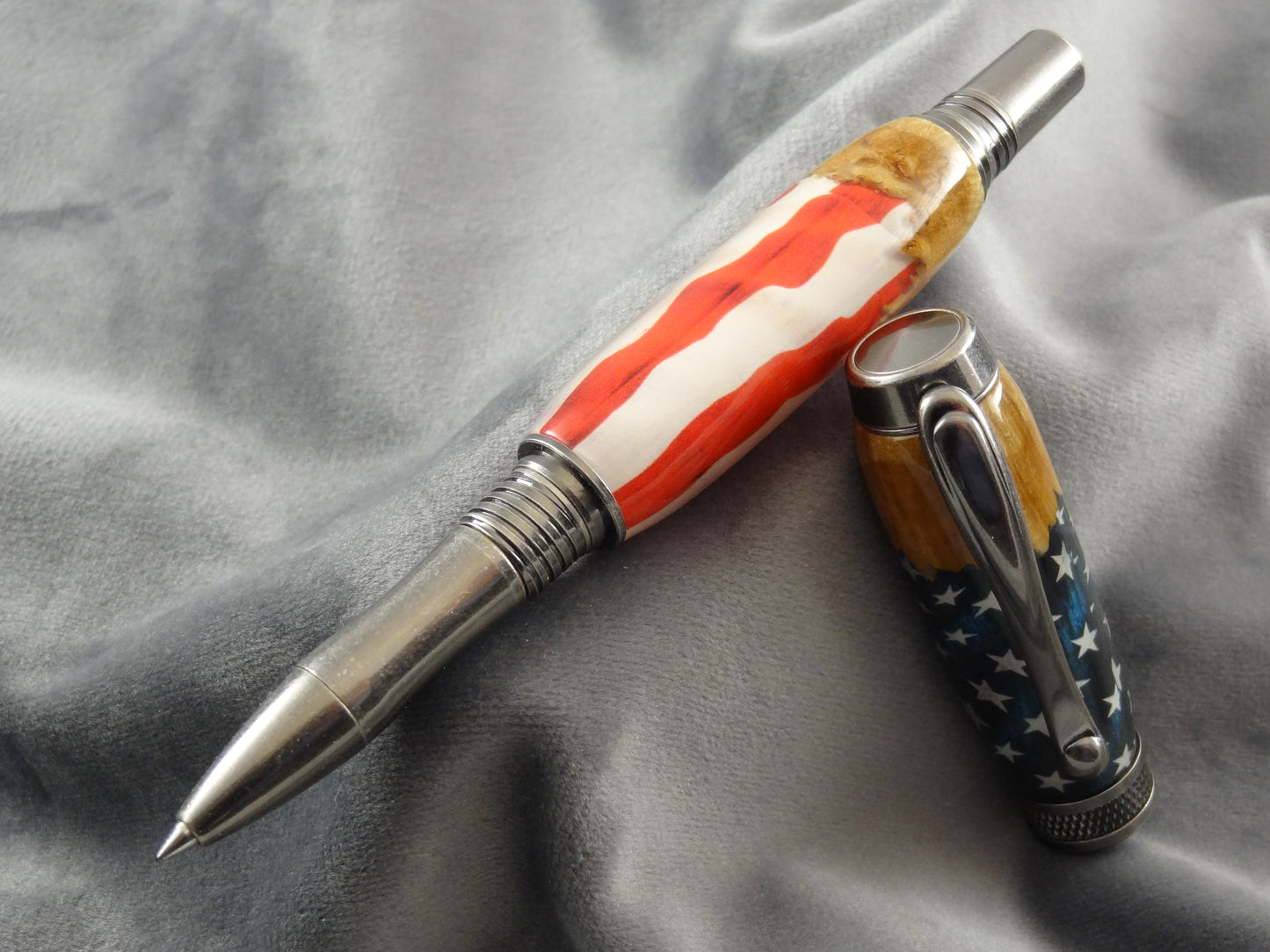 US Flag Hybrid Diamond Knurl Ink Pen