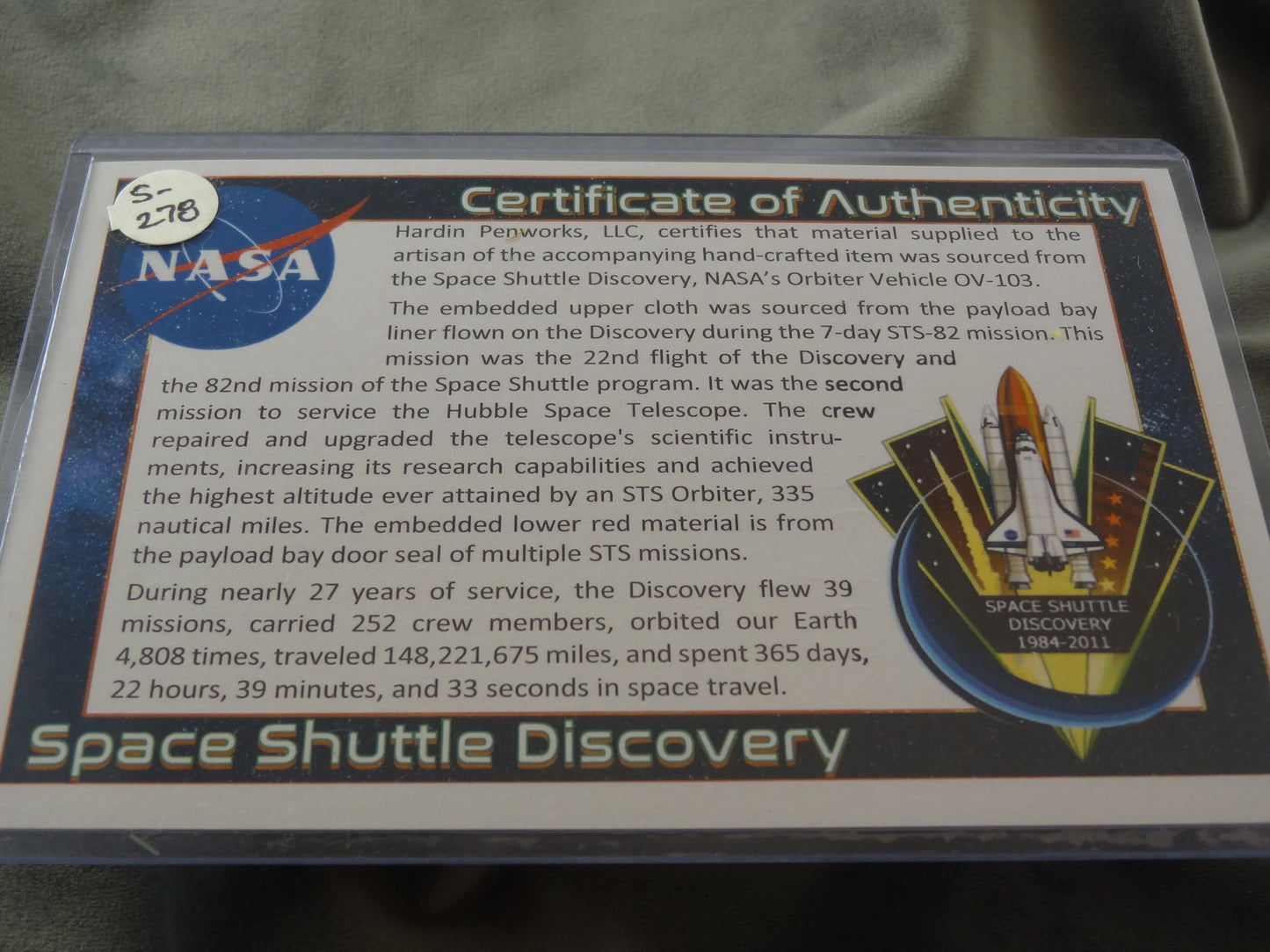 Space Shuttle Discovery Historical Ink Pen with COA