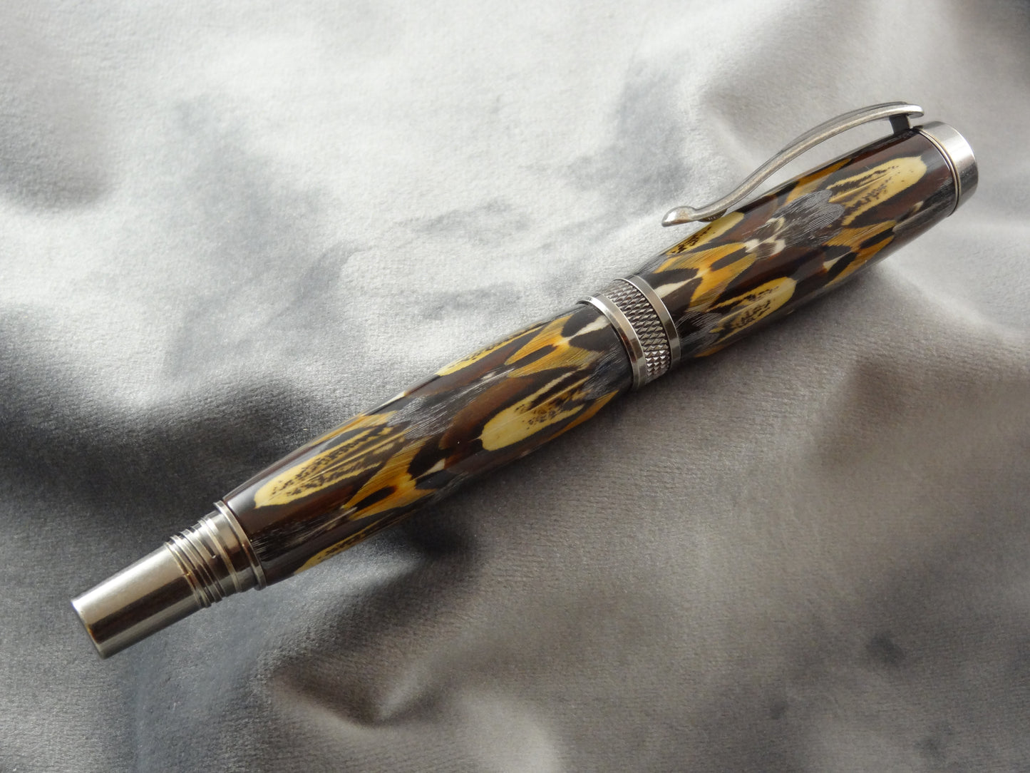 Fantastic Feathers Ring Neck Pheasant Ink Pen