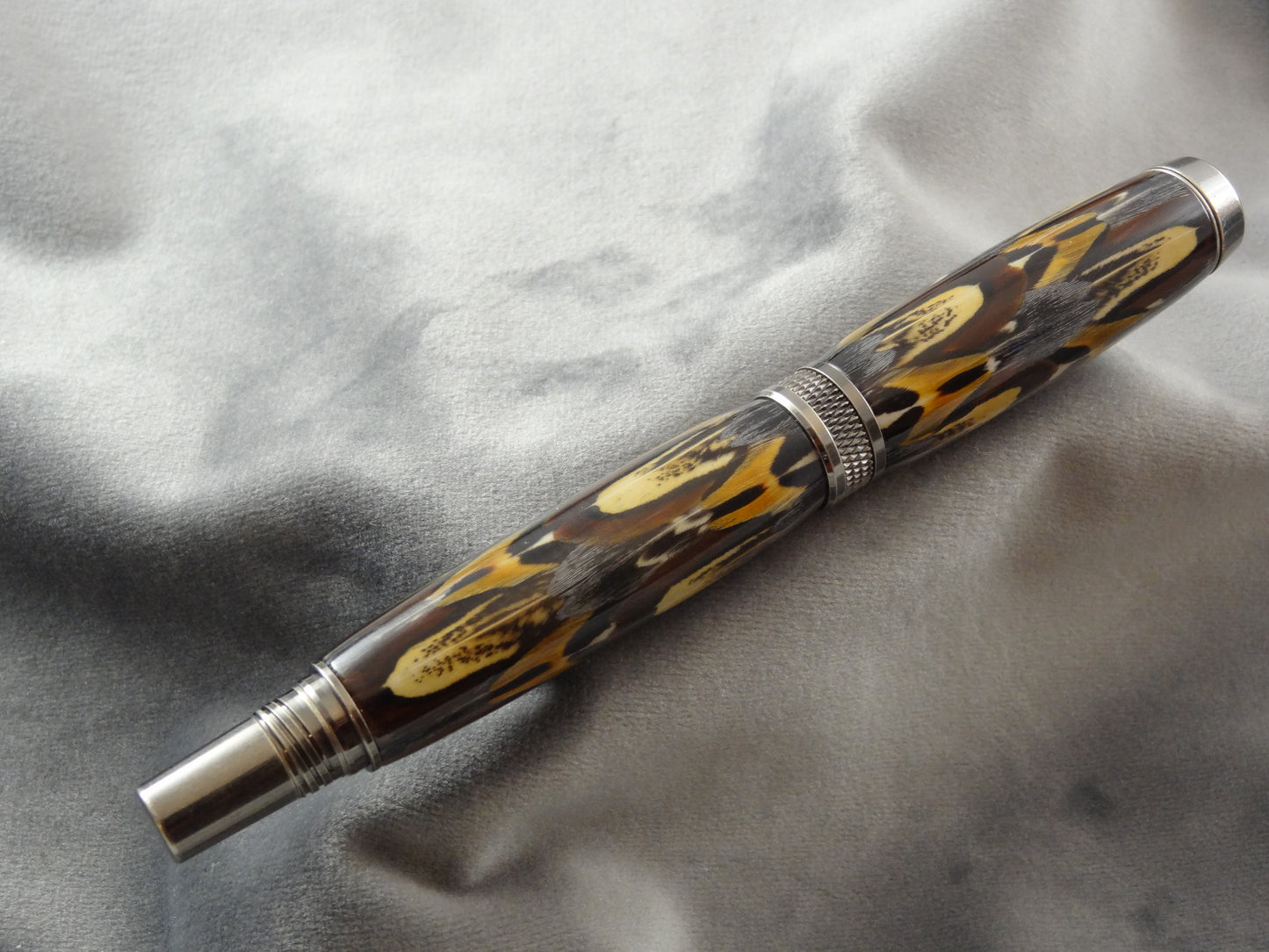 Fantastic Feathers Ring Neck Pheasant Ink Pen