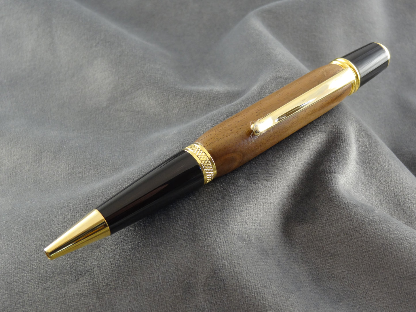 Black Walnut Ink Pen