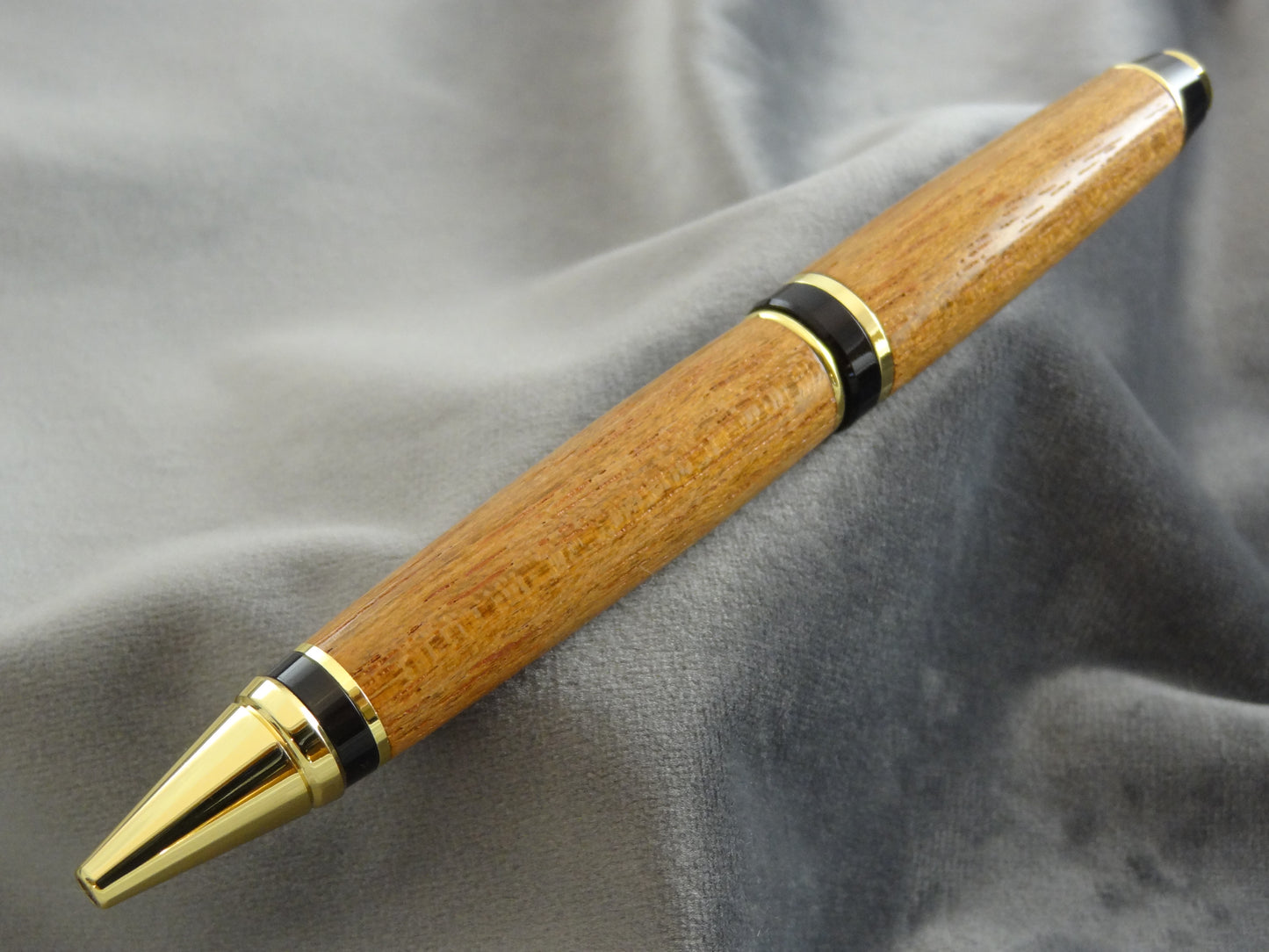 Brazilian Cherry Ink Pen