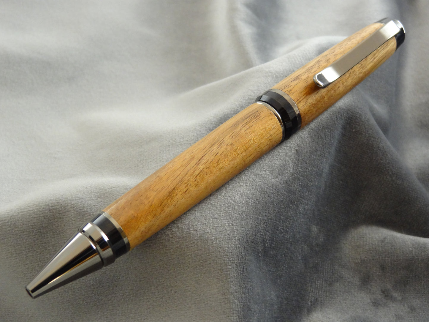 Acacia Wood Ink Pen