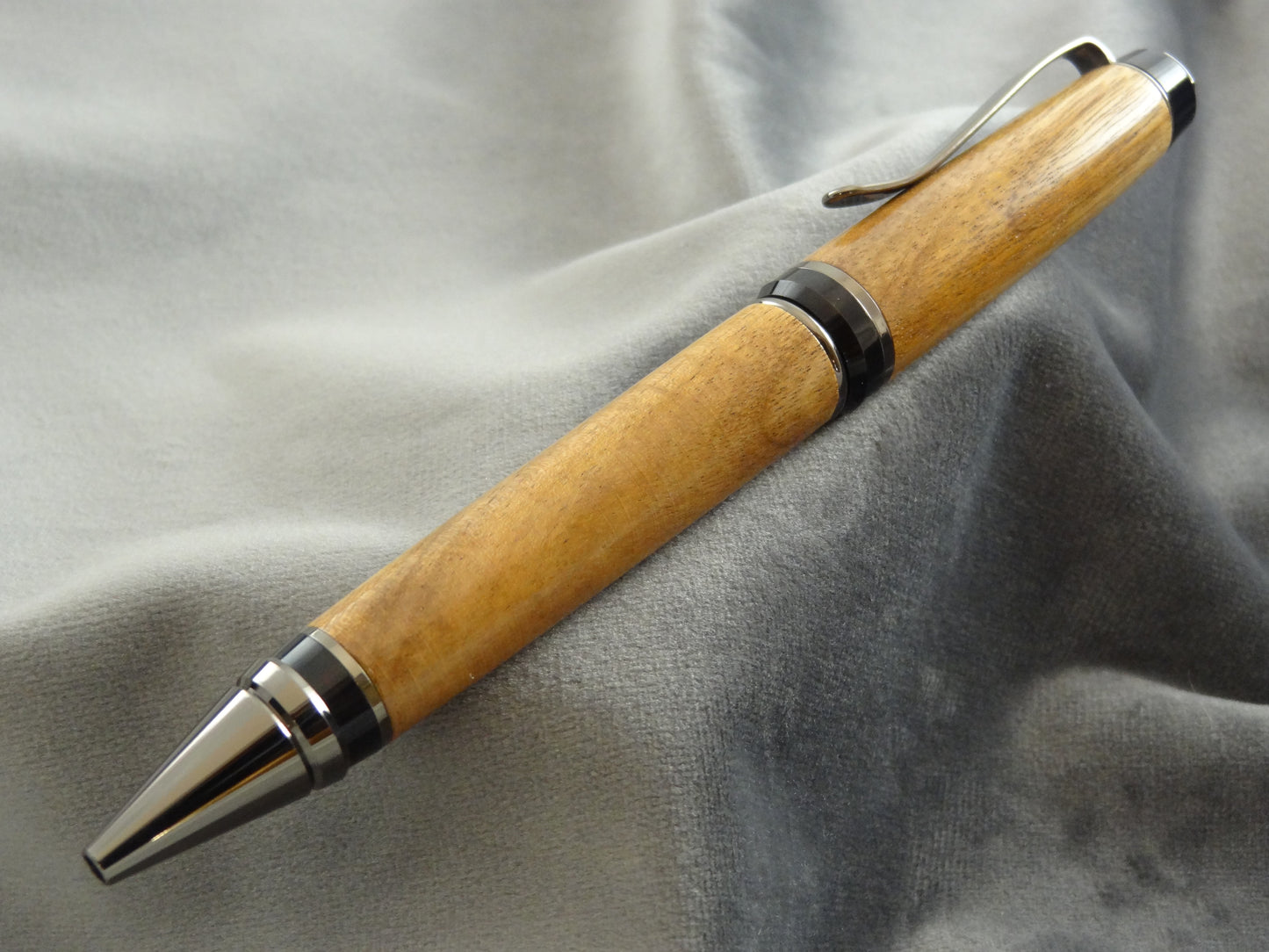 Acacia Wood Ink Pen
