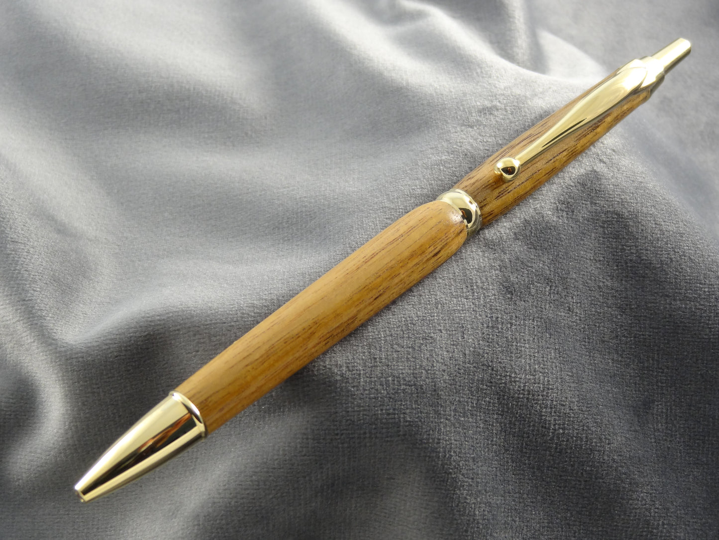 Pacific Acacia Birdseye Click Ink Pen