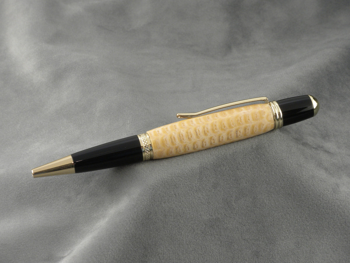 Stabilized Corn Cob Pen