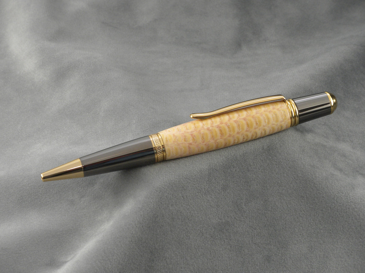 Stabilized Corn Cob Pen