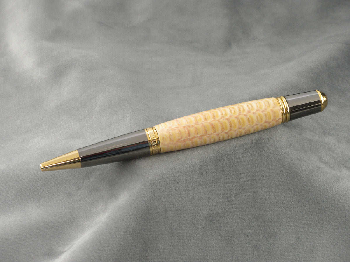 Stabilized Corn Cob Pen